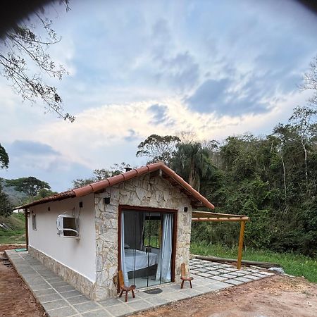 Casa Di Pedra Com Linda Vista Para Natureza - Miguel Pereira Εξωτερικό φωτογραφία