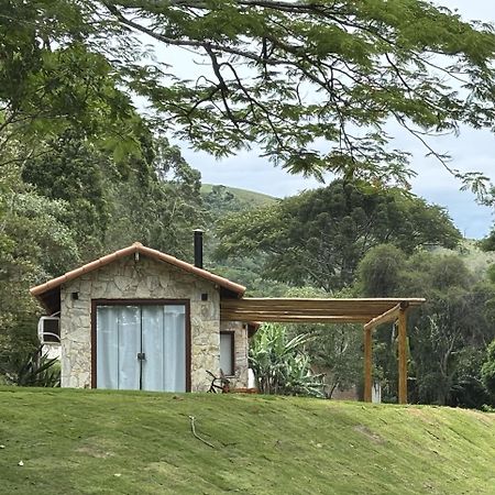 Casa Di Pedra Com Linda Vista Para Natureza - Miguel Pereira Εξωτερικό φωτογραφία